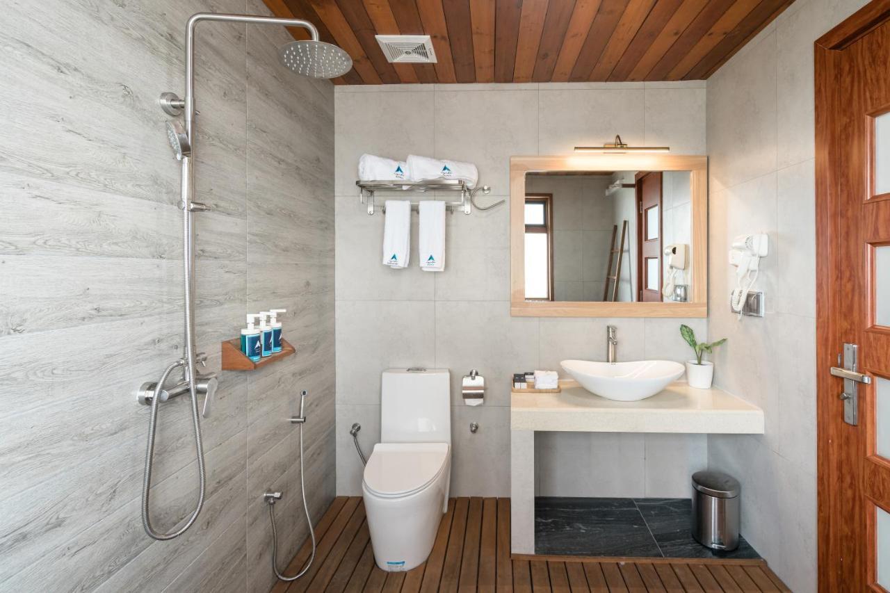 Ayala Oceanview Maldives 4*
