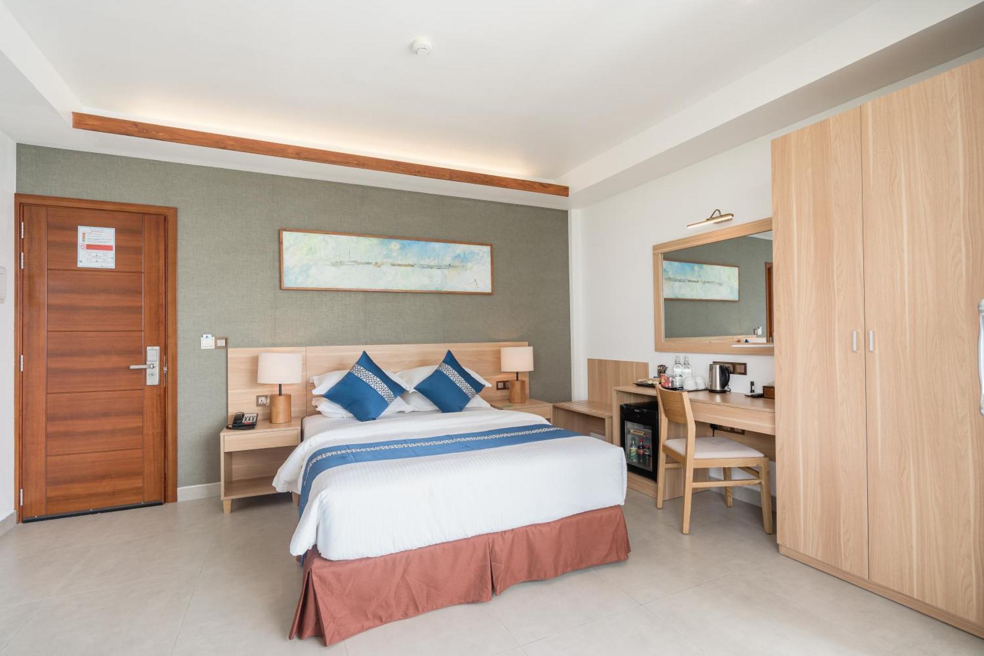 Ayala Oceanview Maldives Gulhi
