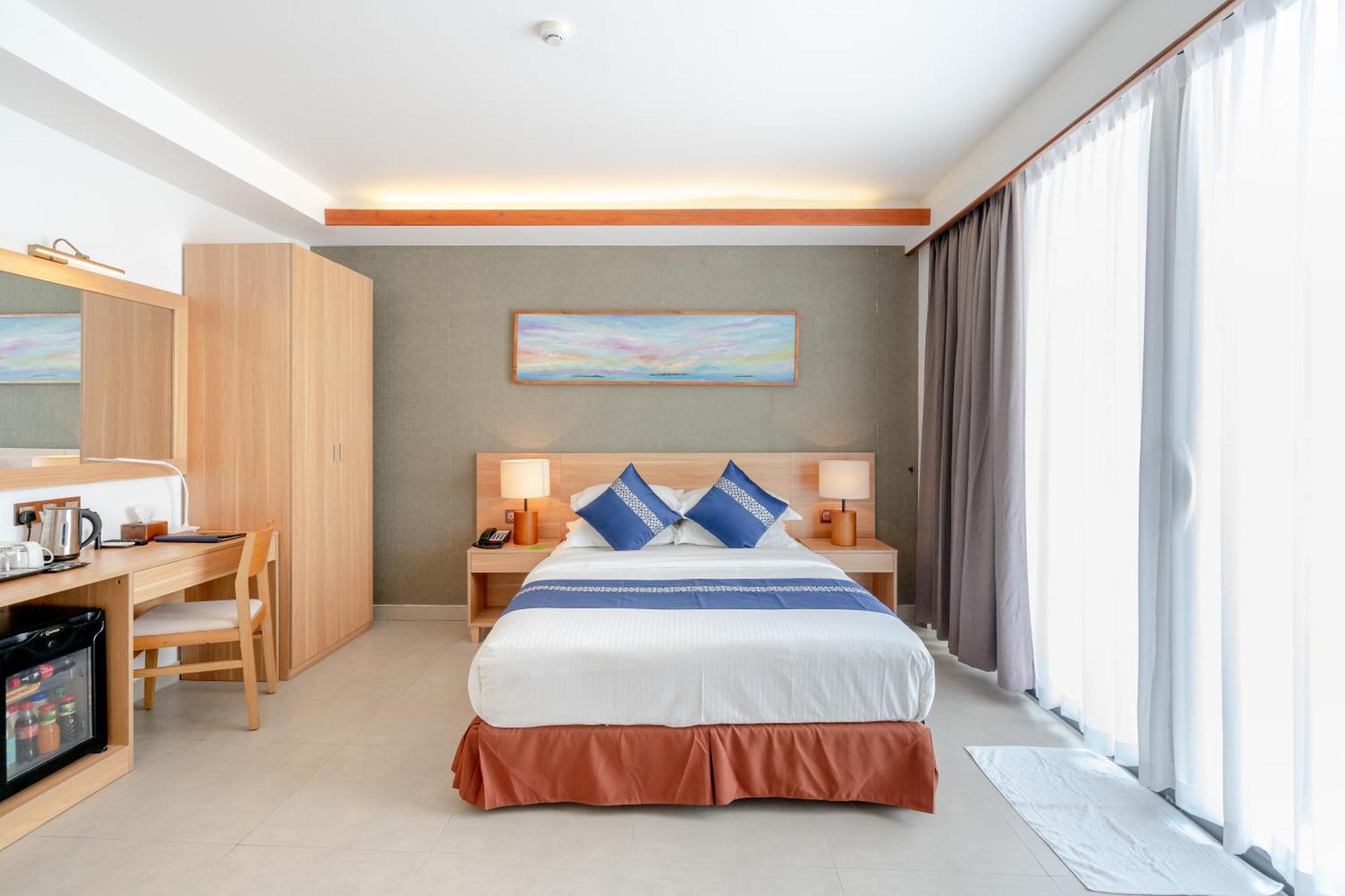 Ayala Oceanview Maldives 4* Gulhi