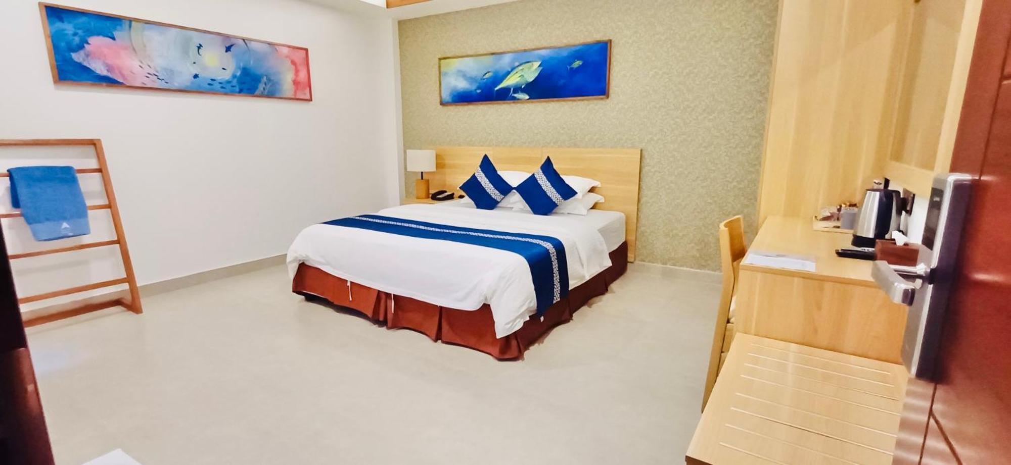 Hotel Ayala Oceanview Maldives 4*